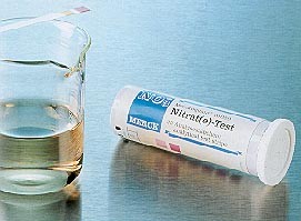 Klorid strips f&ouml;r manuell m&auml;tning av CI i vattnet 100st/f&ouml;rp. 0-3000mg/L